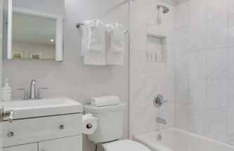 Sojourn on Duke NEW 3 BR in Alexandria - Foto 34