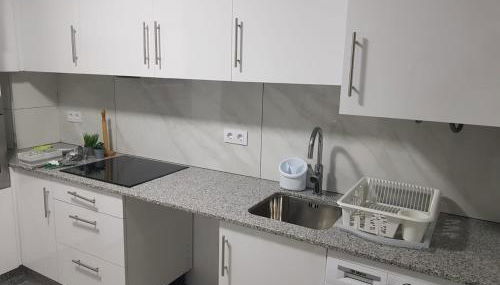 5 bedroom apartment 900 meters from the beach - Foto 3