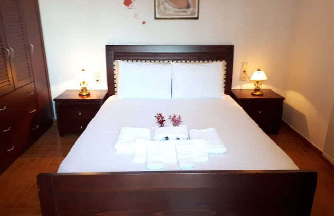 Antonia House - Photo 6