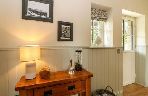 Strawberry Cottage - Photo 5