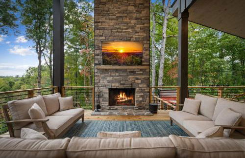 Sapphire Skies - Photo 23