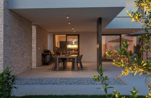 Design Villa Emily White with Seaview near Rovinj - Foto 11