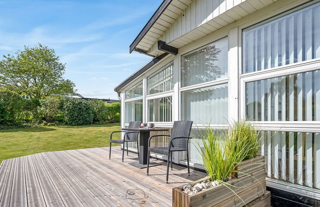 "Teija" - 300m from the sea - Foto 8