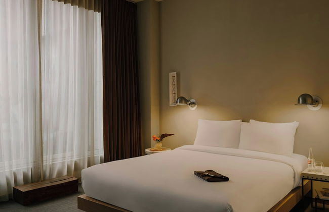 Chambers Hotel Central Park South, Sonder by Marriott Bonvoy - Photo 21