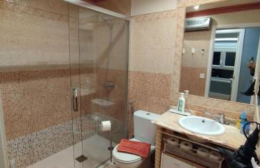 OFERTA ESPECIAL ÚLTIMA HORA - SARAKATUA15 - vistas espectaculares - familias y parejas - 2 dormitorios independientes - amplio salón cocina comedor - tarjeta parking OTA GRATIS - Julio y agosto estancia mínima 7 noches de domingo a domingo - - Foto 24