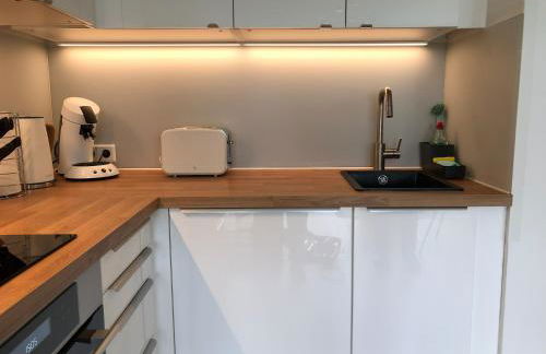 Hillside Gemütliches Apartment mit Aussicht! See - Balkon - Photo 14