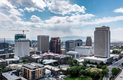 Private Pet Friendly Avenues Suite of Downtown - Foto 28