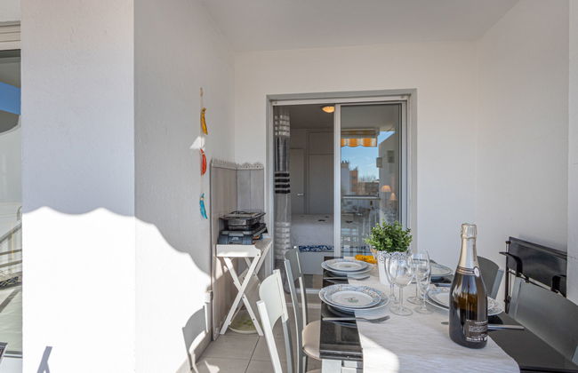 2 bedroom Apartment in Castelló d'Empúries - Photo 15