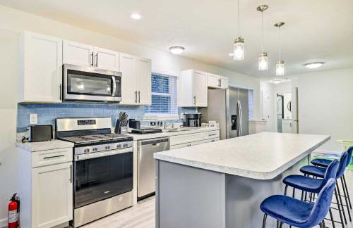 3 Mi to Kalahari Pocono Summit Home with Game Room! - Foto 9