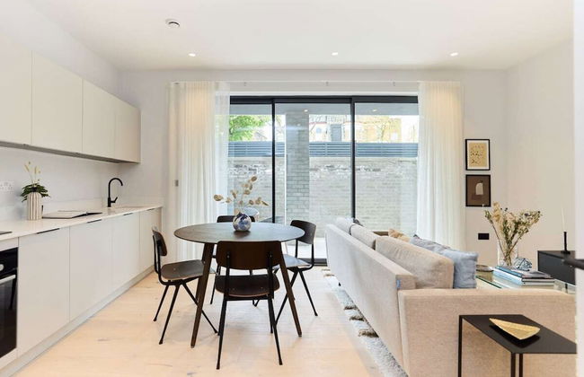 The Brondesbury Quarters - Modern 2bdr Flat With Balcony + Parking - Foto 9