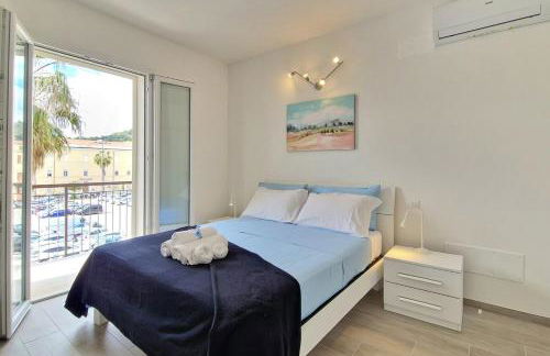 Centro Piazza Wi-Fi AC Balcony Design by WE HOST YOU - Foto 7