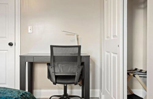 Chic Boho Retreat Near Downtown - Photo 59