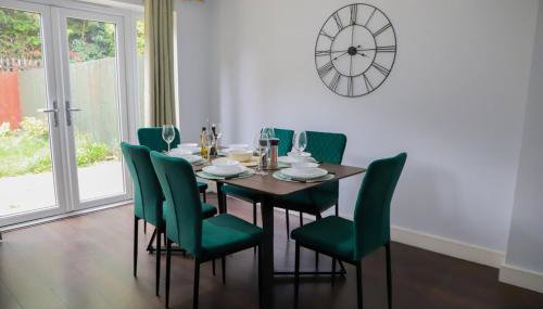 Family-Friendly 4-Bedroom-Guests 7-Ideal for Contractors Stay - Foto 5