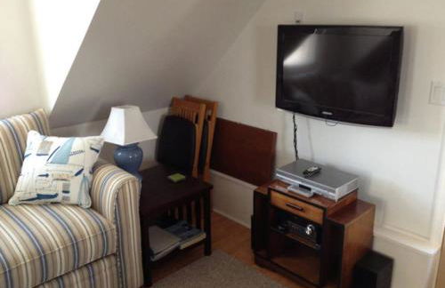 Beach Badges, Wifi, Outdoor Shower, Deck,ocean Side Duplex In Brighton Beach - Foto 3