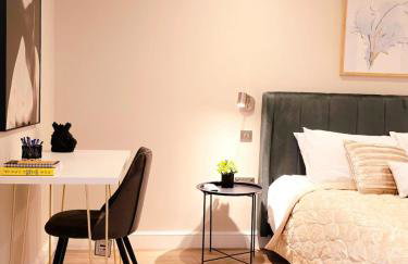 King Size Bed, City Centre, Long Stay Offers, Fast Wifi, Fully Equipped Kitchen, Dedicated Work Place - Foto 48