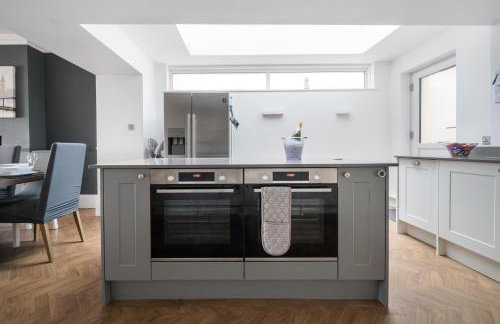 Seafront folkestone Sandgate channel tunnel - 5 star property Sleeps 16 - Foto 9