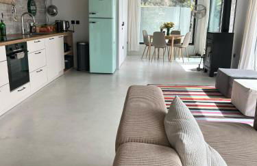 A House with A View - Foto 41