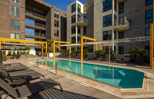 Stylish 2BR Near Dodgers Stadium by Oneluxstay - Foto 10