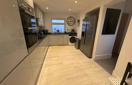 Double bedrooms In Spacious Home - Foto 2