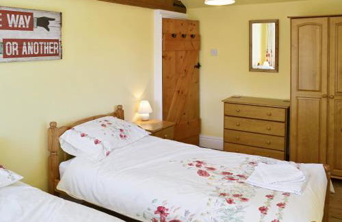 South View Cottage - Photo 10