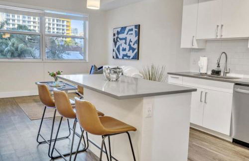 Trendy One Bedroom Getaway Steps from Biscayne - Foto 4