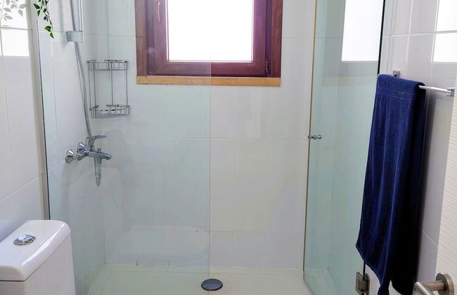 Penthouse Apartment With Stunning Sea and Mountain Views - Photo 8