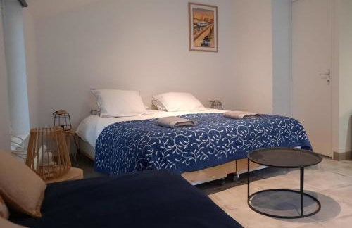 Big Townhouse In Paray Le Monial For 25 People - Foto 11