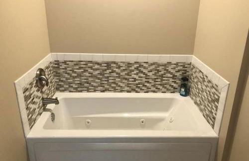 Single Family Ocean Block Wifi Beach Badges Washer And Dryer Private Yardspray Beach Ocean Block Contemporary 2Nd Off The Beach Close To - Foto 17