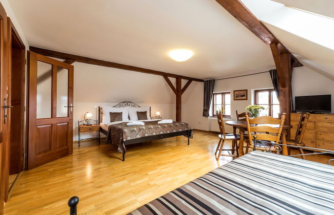 Vila Krumlov - Foto 28