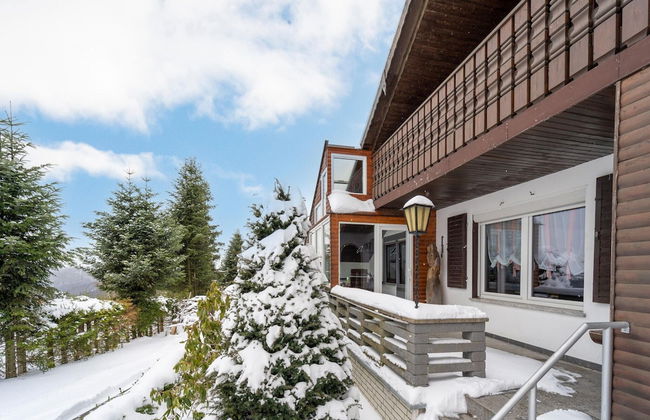 Cozy Holiday Home With Terrace and Garden - Foto 36