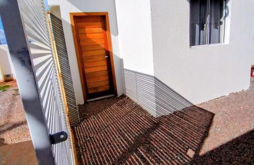 Residencial Renne Augusto, Apto 01, dois quartos, um banheiro, Wifi e estacionamento - Foto 9