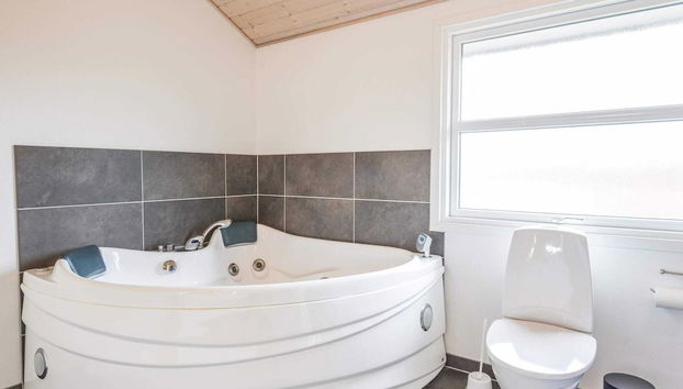 6 Person Holiday Home in Tarm - Photo 4