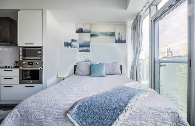 Maple Leaf Square - Photo 25