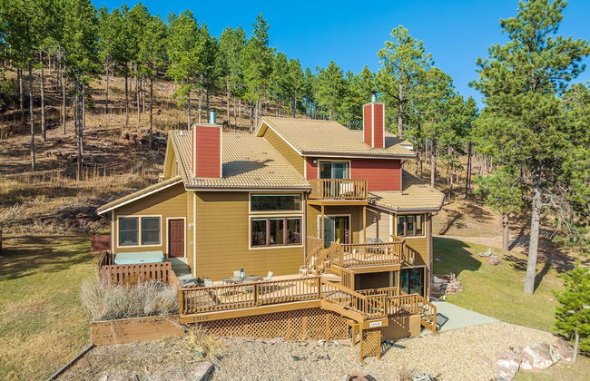 Peaceful Pines 5 BR Home with Jacuzzi - Foto 39