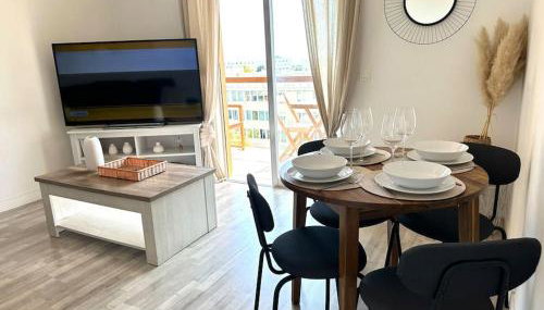 Joli 2 pièces - Proche aéroport - Terrasse vue mer - Foto 3