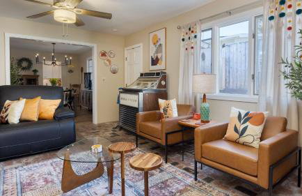 Coastal Retreat with Hot Tub Ocean Views Backyard Fun Newport Oasis by AvantStay - Foto 17