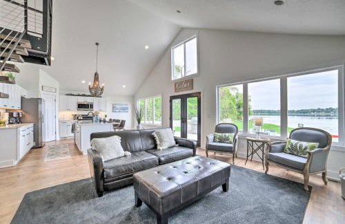 Newly Built Gilletts Lake Gem: Dock & Hot Tub - Photo 7