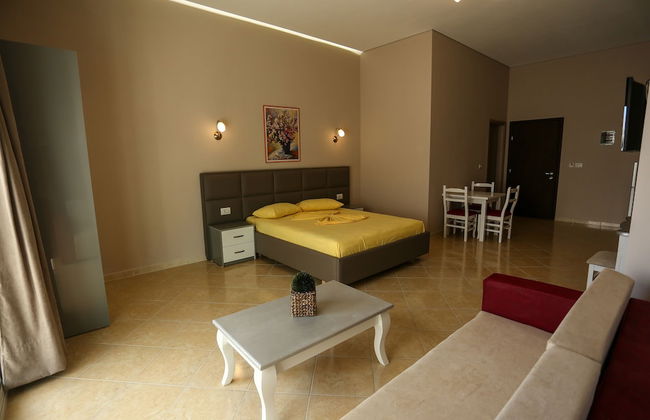 Serxhio Apartments - Photo 14