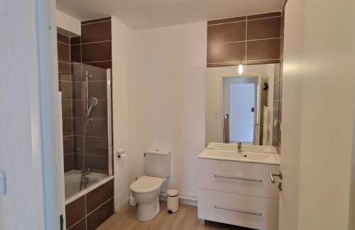 Maison de rêve à Valras Plage pour 8 personnes idéale pour les familles à 10 minutes de la mer avec jardin terrasse climatisation wifi et deux parkings - Foto 19