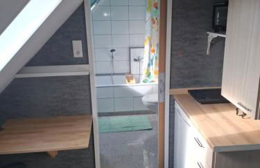 Apartment No 6 für Radtouristen und Geschäftsreisende mit eigenem Bad im DG - Photo 4