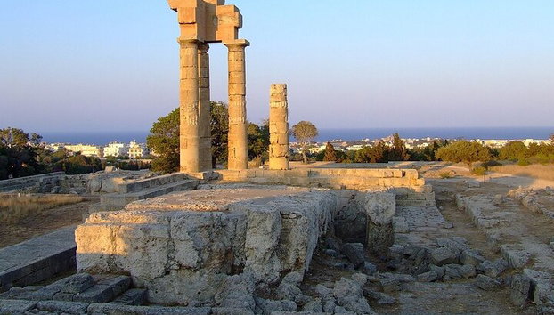 Visita guiada privada de día completo por la ciudad y tiempo libre en la playa en Grecia - Foto 3