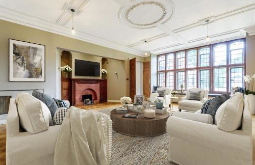 Higginson House - Photo 5