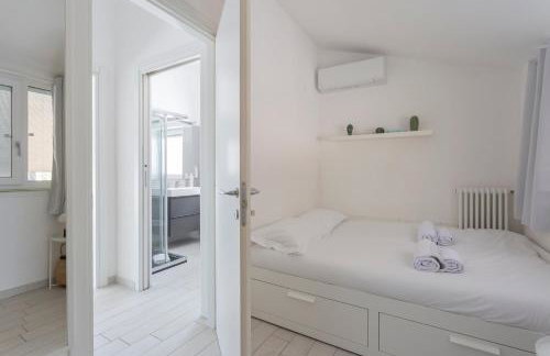 Open View Apartment by Wonderful Italy - Photo 38