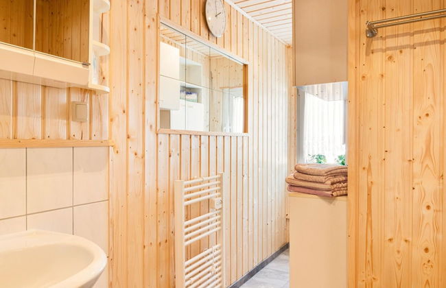 Holiday Home With Large Garden and Terrace - Foto 14