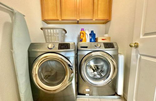 Stunning Oasis Retreat Pool Hot Tub SF Bay - Photo 37