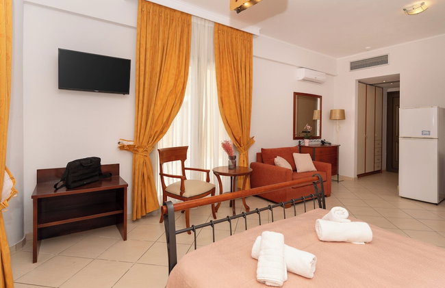 Finiki Plaza - Photo 105