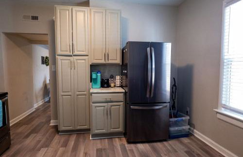 Portsmouth 2BR 1BA Getaway - Foto 18