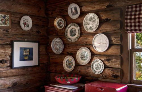 Riverfront Log Cabin w Fireplace Grill & Fire Pit - Foto 10