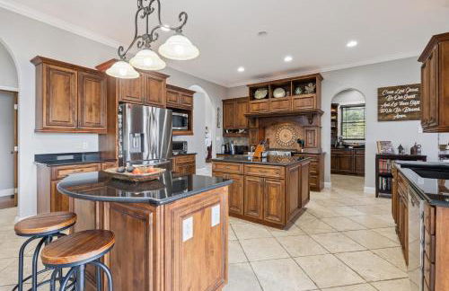 The Overlook on Douglas Lake -Waterfront Luxury - Photo 11