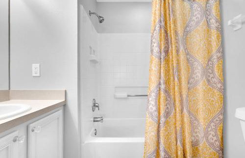 South Facing Pool with Spa and a Game Room in Prime Location Near Disney - Foto 13